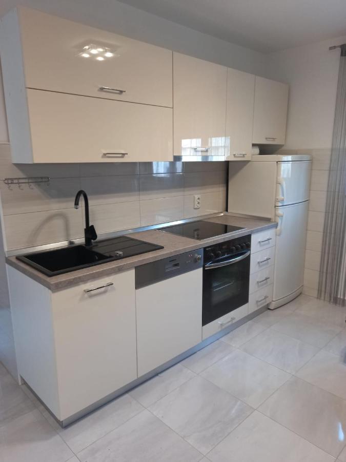 Leo Apartment Vir Ngoại thất bức ảnh